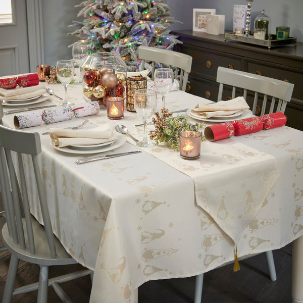 Elegantly draped Cream/Gold Tablecloth from Celebright's exclusive Metallic Gonk Collection