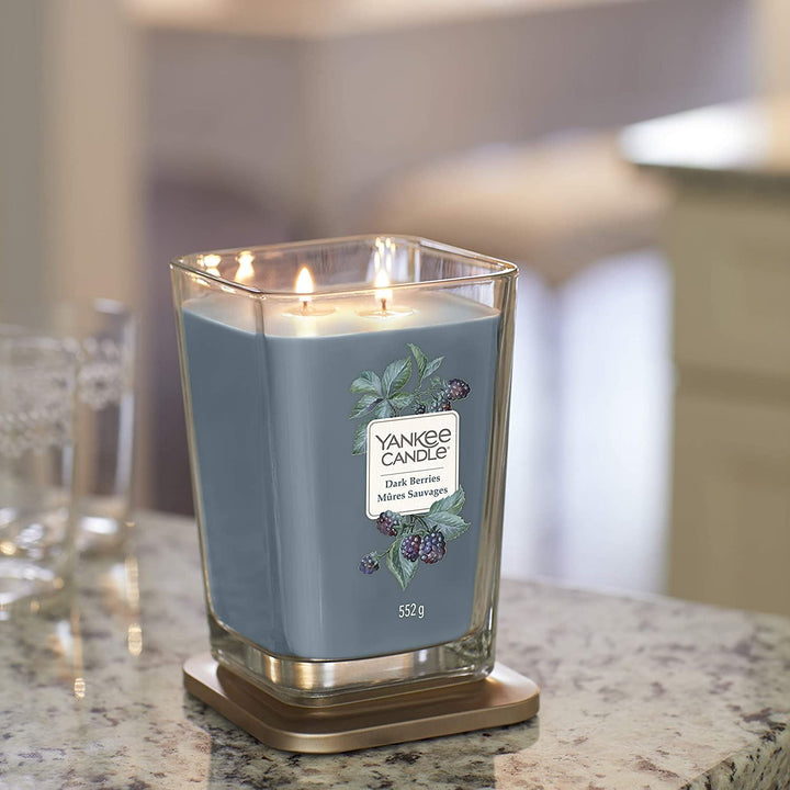 Dark Berries - Scented Candle for Ambiance