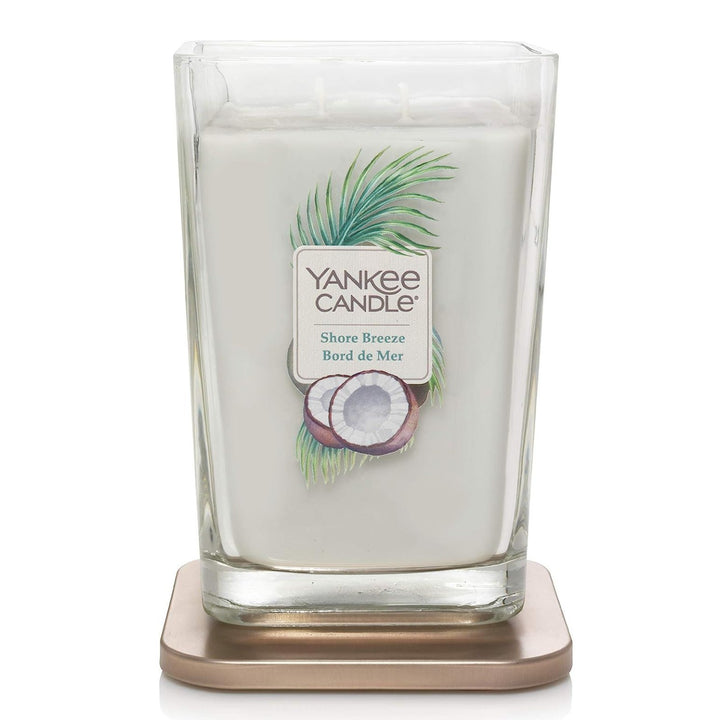 An image encouraging you to elevate your everyday life with the delightful scents of Yankee Candle Elevation.