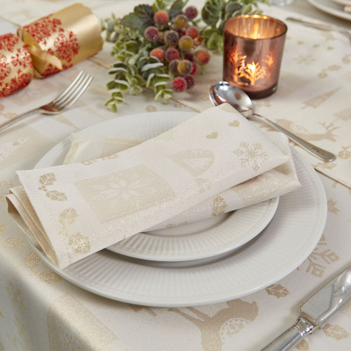 Spectacular Cream/Gold napkin set from Celebright's Metallic Christmas Theme Collection.